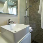 Two Bedroom With Terrace Apartment Livade