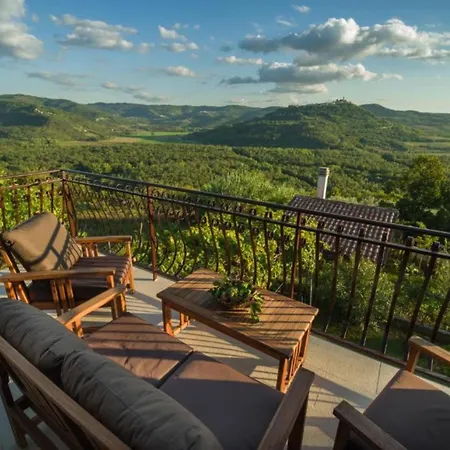 Apartament Two Bedroom With Terrace Livade