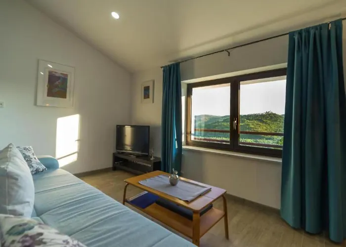 Appartement Two Bedroom With Terrace