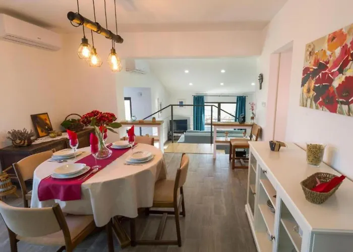 Two Bedroom With Terrace Livade