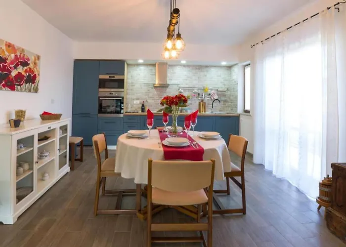 Two Bedroom With Terrace Appartement