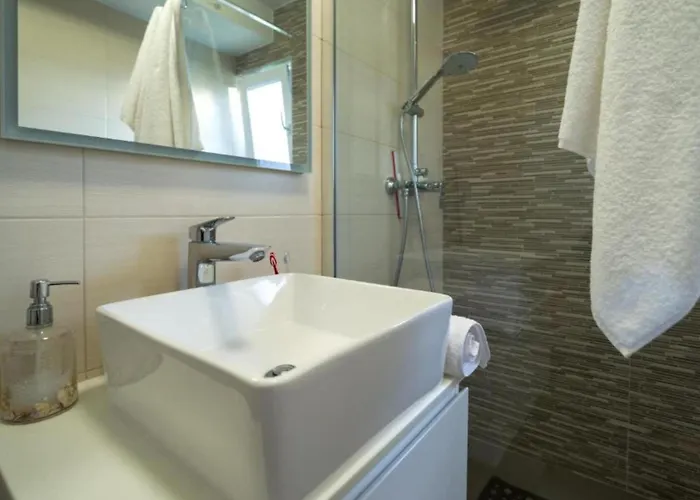 Two Bedroom With Terrace Appartamento Livade