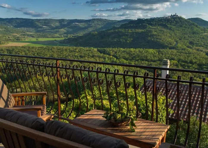 Appartement Two Bedroom With Terrace